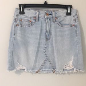 American eagle light wash skirt